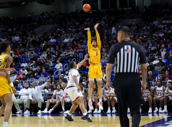 oak cliff faith family silsbee texas uil class 4a title tommy hays 2024 Oak Cliff Faith Family vs Silsbee 09